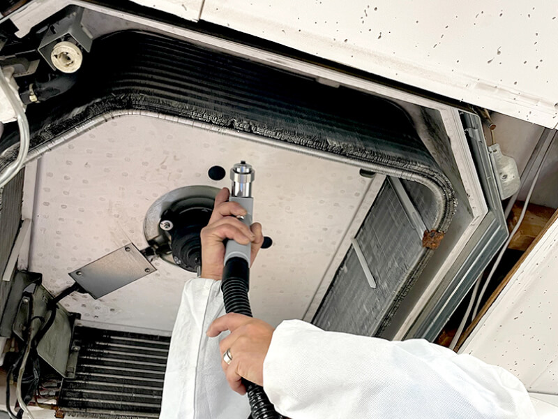 赤原製作所様エアコン施工