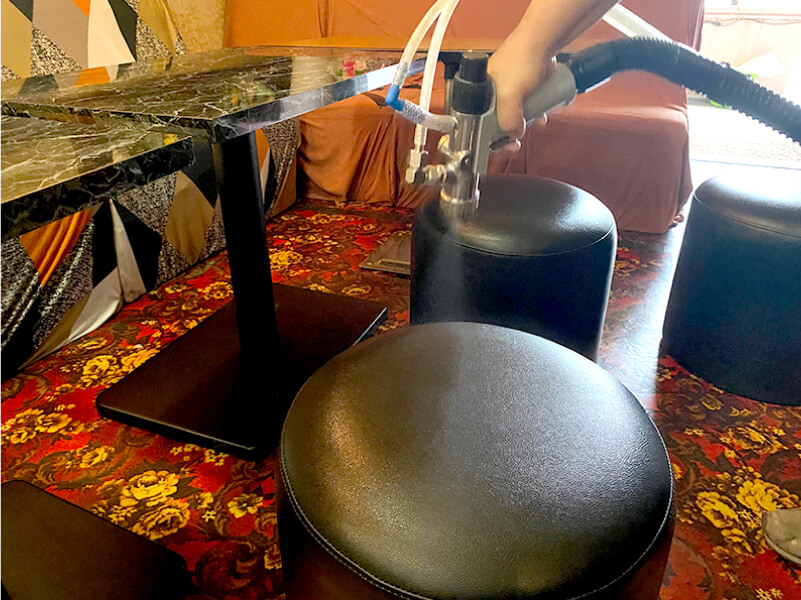 カラオケスナックさとみん様施工