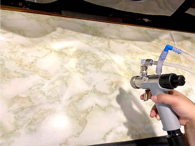 カラオケスナックさとみん様施工