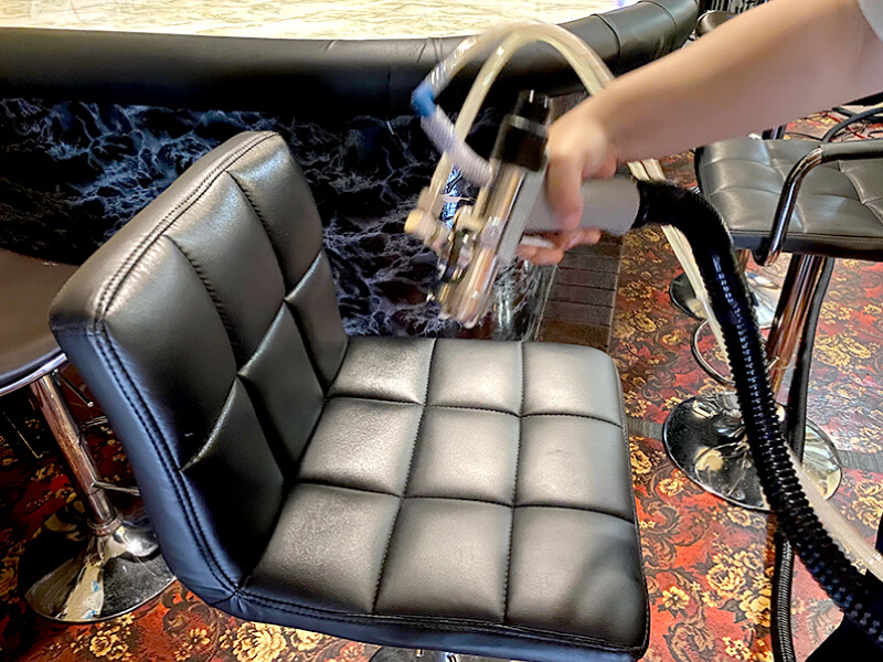 カラオケスナックさとみん様施工